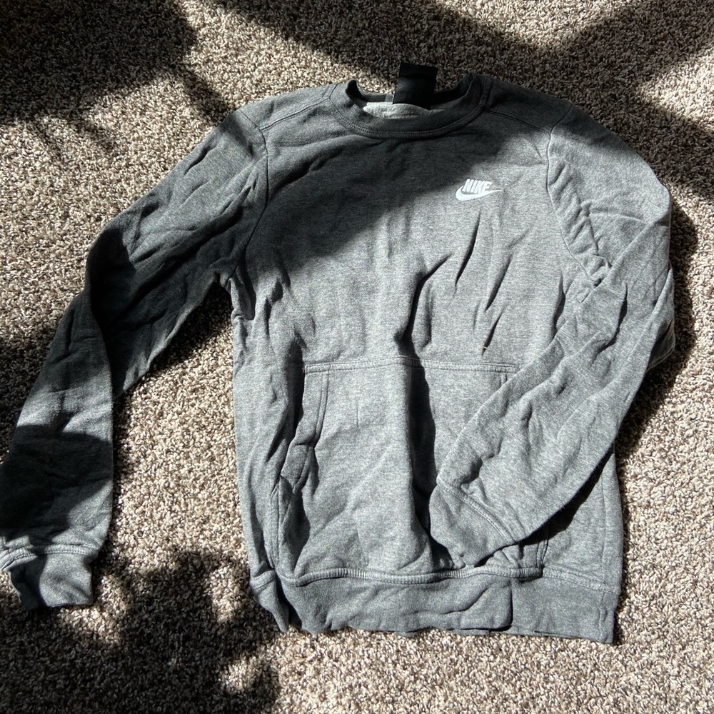 Nike crewneck